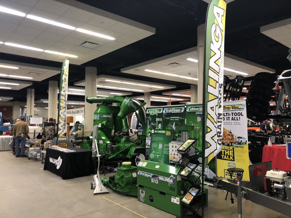 TyBennett720's tweet photo. Spending the next few days in booth 1611 in hall A at the Iowa Power Farming Show repping #Walinga vacs and showing why #ItsToughToBeatInTheLongRun #IPFS2020 #3rdLargest https://t.co/g4Mkno5TCS