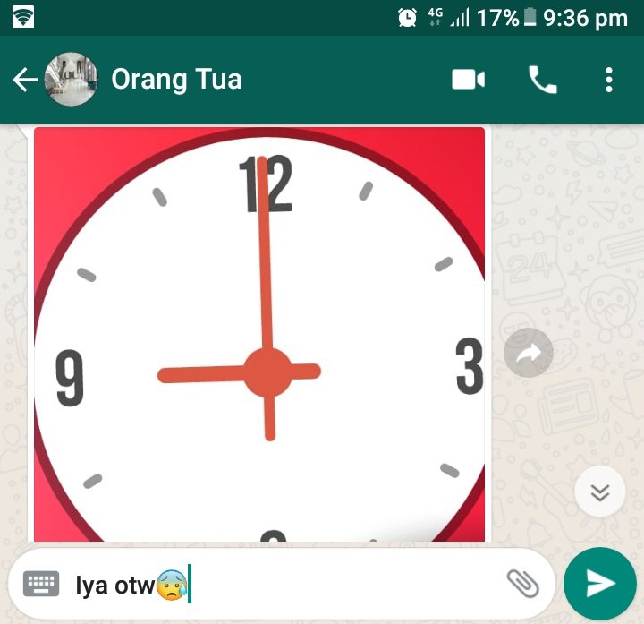 Bapakku ngga banyak bacot.. Kalo anaknya pergi nongkrong, terus jam 9 malem belom pulang langsung dikirimin gambar jam segede gaban -_____-
Ngeliat begini aja udah nyeri syekali jantung aing
