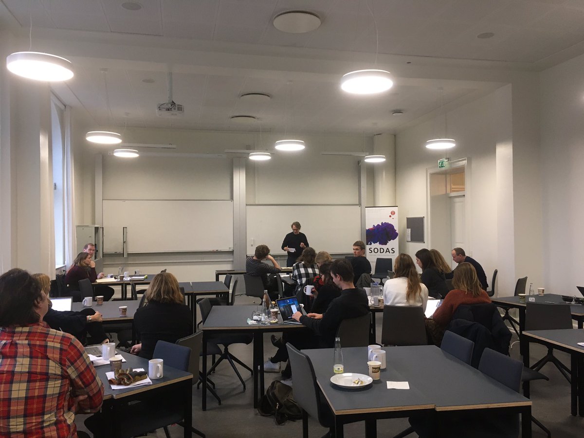 distractdenmark's tweet image. @androrff leading the final discussion on #machineanthropology workshop hosted by @distractdenmark. #anthropology #socialdatascience