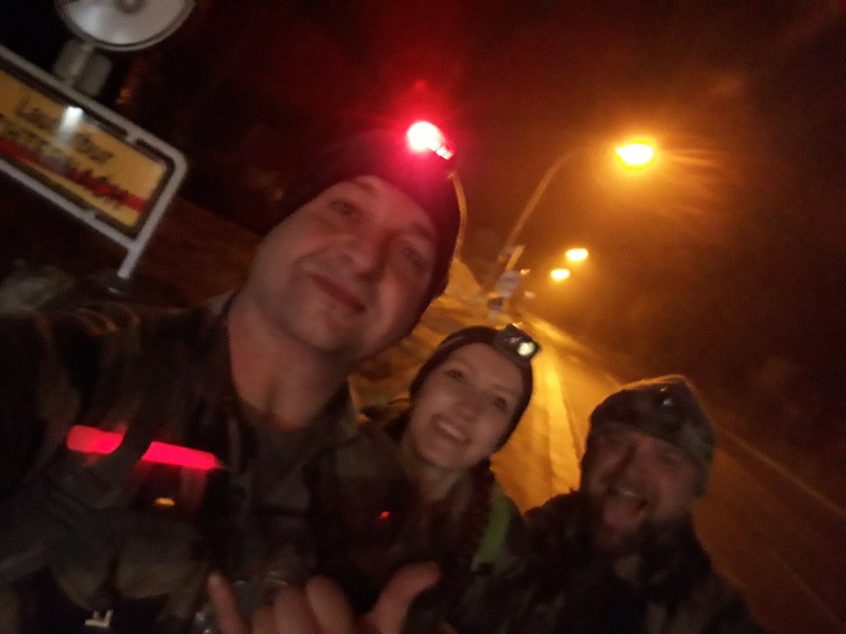 CapdevilaJean's tweet photo. Départ pour le Trail de nuit 30 km à travers la piste + la forêt .Énormément de brouillard et surtout un froid intense.
#Luxembourg #ARMY #trailrunning #trail #Consdorf https://t.co/oxzTh3tja9
