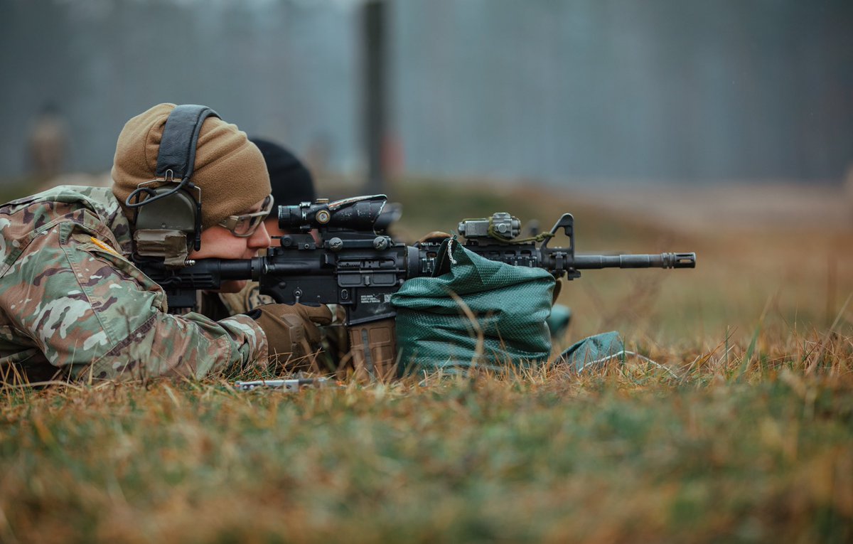 BG_Poland_eFP's tweet photo. On the way!🇺🇸💥
#StrongerTogether #AlwaysReady #eFP #BGPol #WeAreNato #NATO #2CR #StrongEurope https://t.co/74flRyS2dq