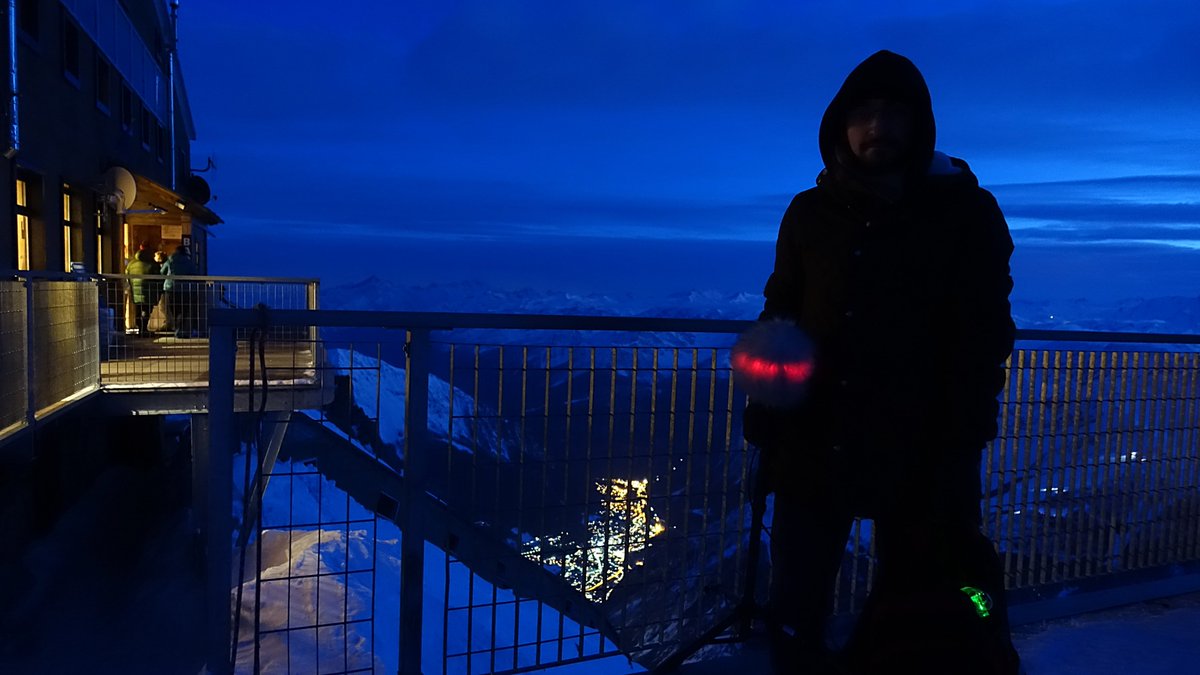 ZYLIA_co's tweet photo. It's getting darker and darker, the strange creatures come out from under the snow and shine with red eyes. Night audio recordings with ZYLIA😱👻
#ambient #fieldrecording with #zylia
#highmountains #eaststudio #broadpeakfilm
#perfectaudio @EastStudio_pl #filmmaking https://t.co/z0EMaTtfJE