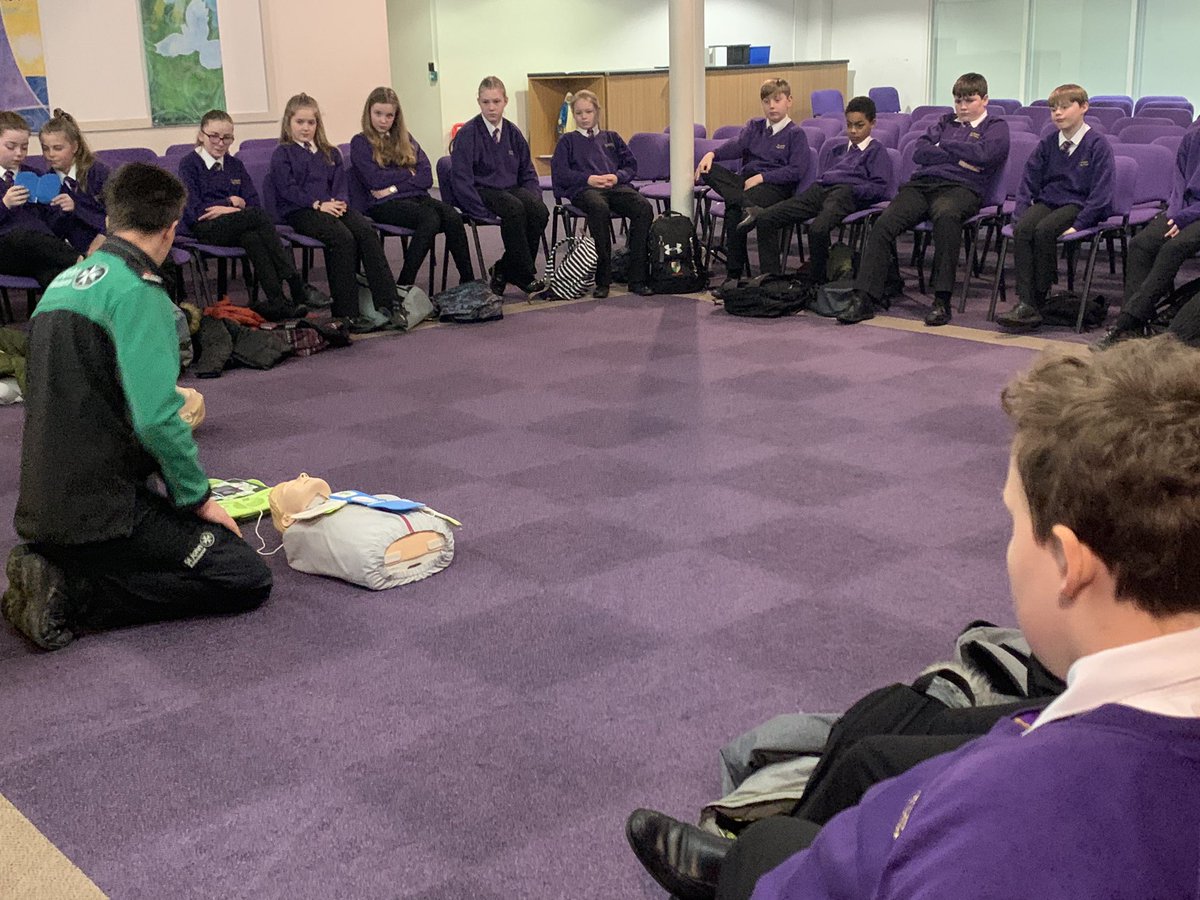 SJ_WXM's tweet photo. Important lessons for Year 7 from @stjohnambulance #CrucialCrew https://t.co/m9KzgpSRei