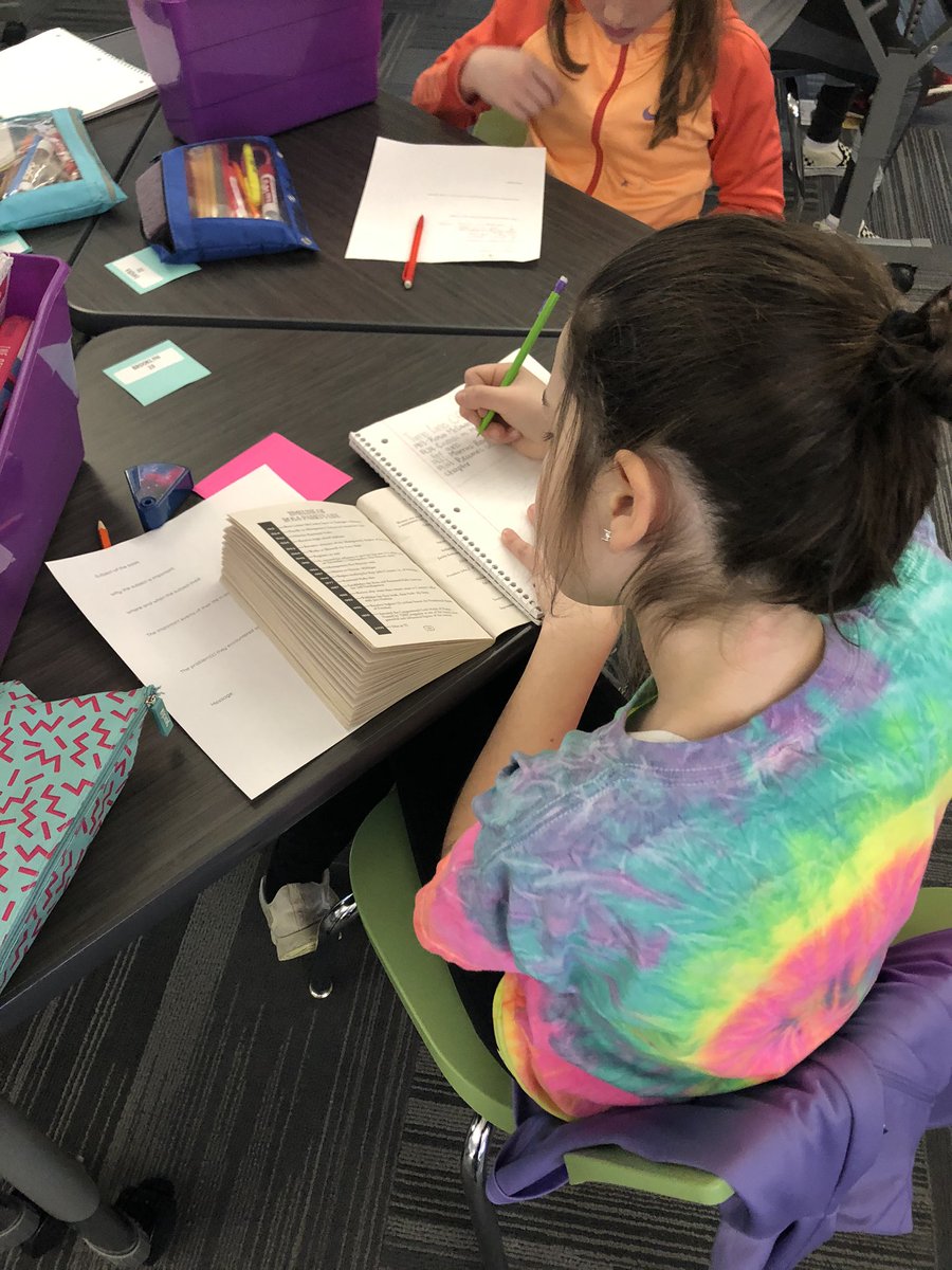 MrsLonien's tweet photo. Enjoying biographies this morning! https://t.co/sSyWs4wpnh