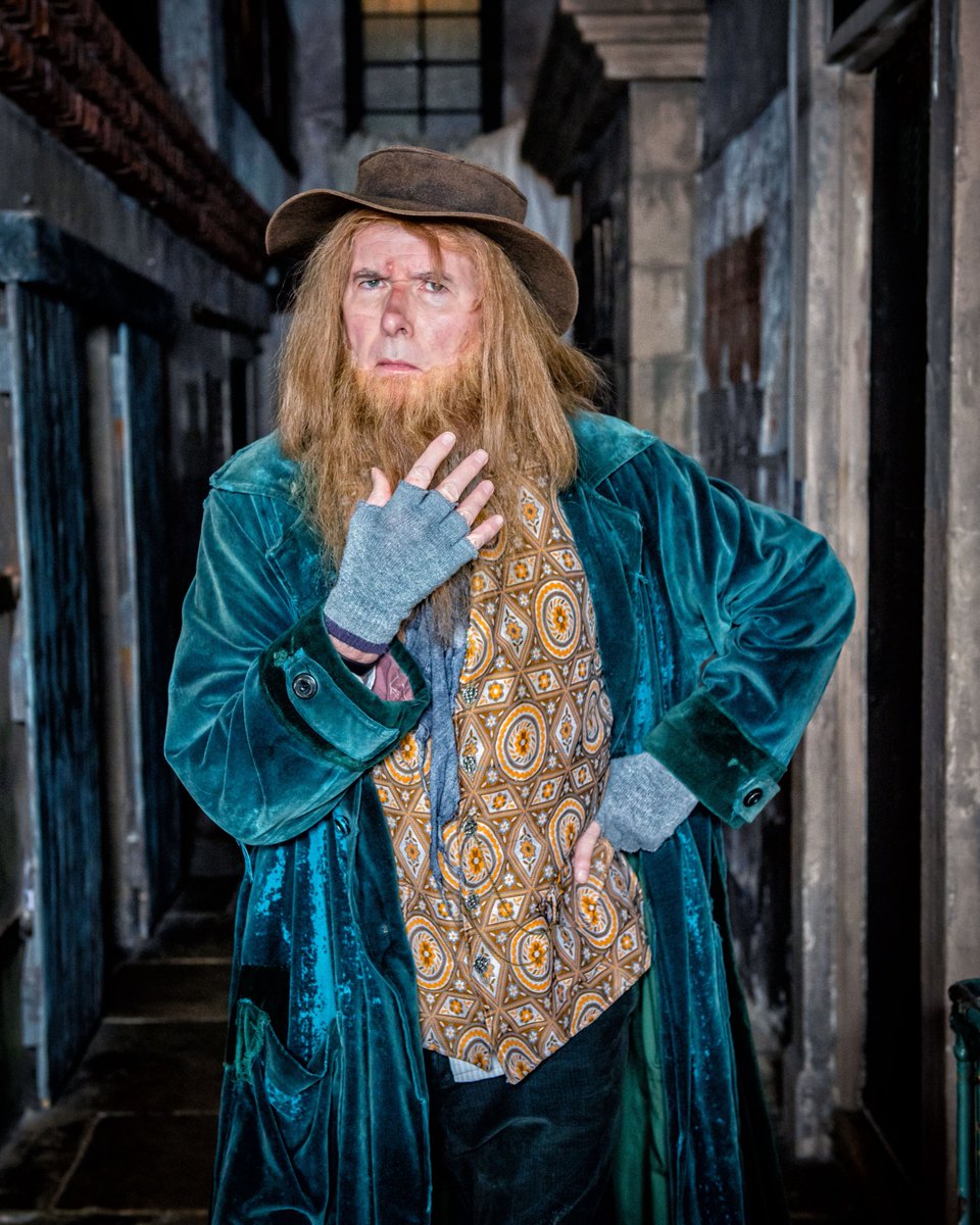 Charleshutchpr1's tweet photo. Wig, beard, green coat, Rory Mulvihill is ready to steal the show again as Fagin in York Light's Oliver!. Read more at https://t.co/nQQqXBUuaQ
#Oliver #YorkLightOperaCompany #YorkTheatreRoyal #Yorkmusicals https://t.co/MoYC0ceNrD