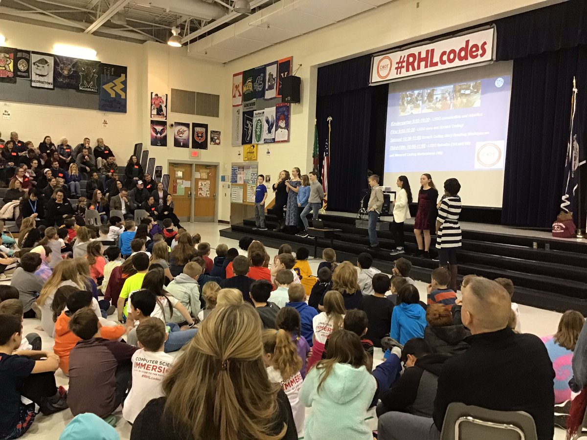 LCPS_CttF's tweet photo. Wow! A packed house at the Epic Build Showcase @RoundHillES this morning! Thank you to everyone in attendance - we appreciate you supporting our teachers and students! @ewilliams65 @ashleyfellis @finn_teri @NickGrzeda @CTTF_Joshua @csforlcps https://t.co/Whr5chLSsY