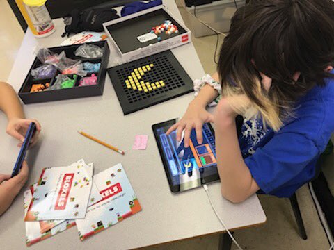 TlSpartans's tweet photo. Ms Bereta and Ms Pinaud robotics/tech ed students having fun using the 3D printer and making light up cards. #cbvrce_tech https://t.co/Lt2xeJvbM0