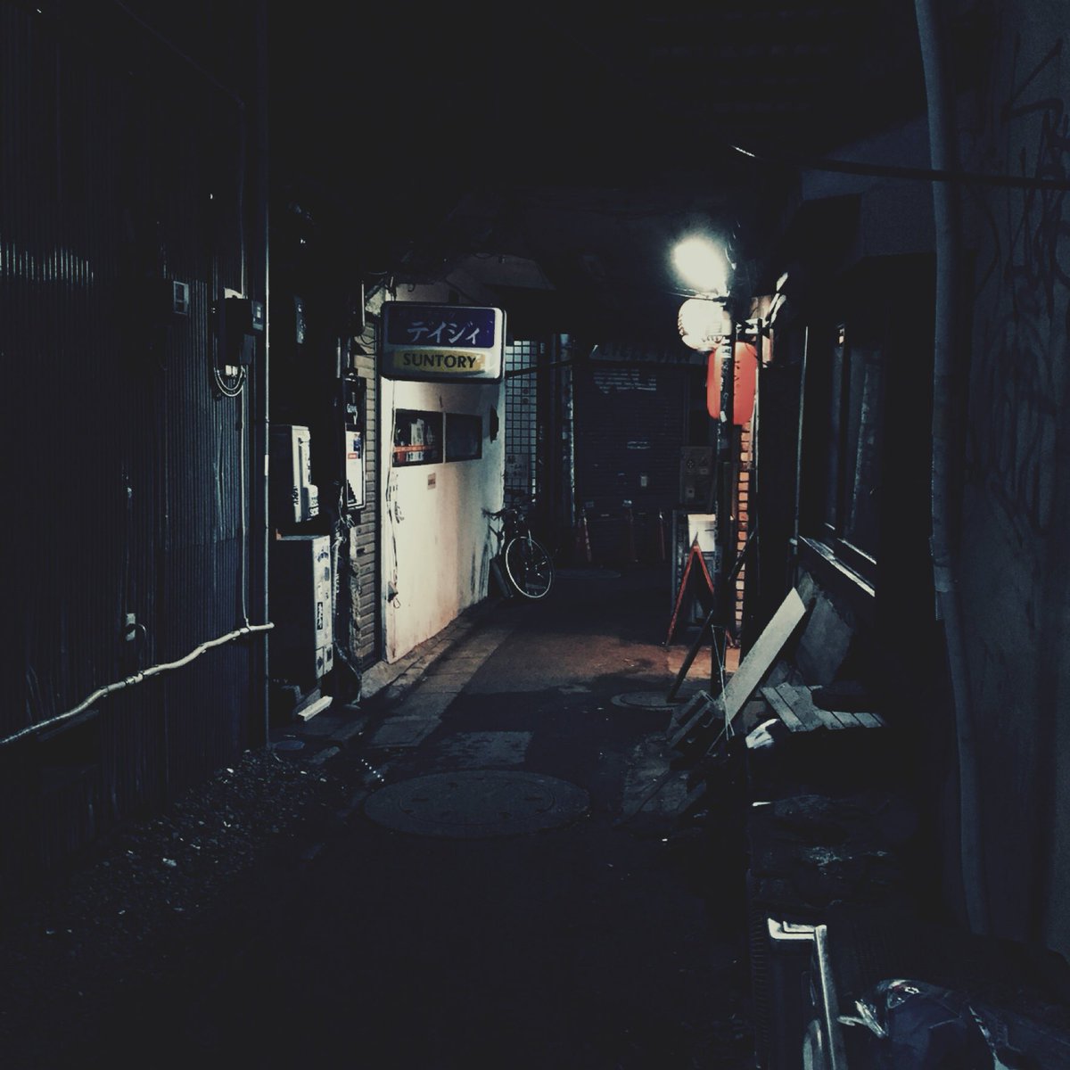 夜の街 בטוויטר 夜の街の路地裏 写真 写真好きな人と繋がりたい カメラ好きな人と繋がりたい Photography Film キリトリセカイ 路地裏 路地 夜 街 夜の街 濃紺色 深夜投稿のすゝめ 夜の街 בטוויטר 夜の街の路地裏 写真 写真好きな人と繋がりたい カメラ好きな人と繋がりたい Photography Film キリトリセカイ 路地裏 路地 夜 街 夜の街 濃紺色 深夜投稿のすゝめ