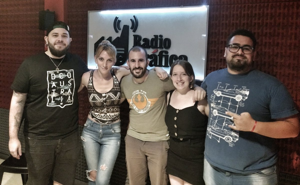 RCIRadioOk's tweet photo. #ElProgramaPasado 📆✔
Nos visitó @GuaditaGandlaz al estudio de @RadioGrafica893
Estuvimos charlando sobre el laburo de prensa y el desarrollo bandas de música 🎸 https://t.co/Pnq6VlIF1k