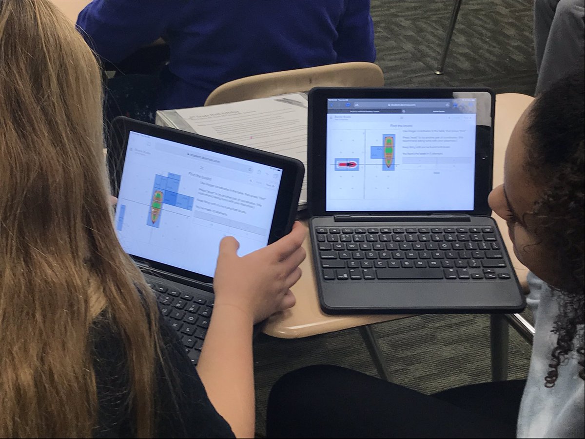 MrsEJoseph's tweet photo. Battle Boats today with Coordiante Planes! ⛵️ 🚣‍♀️ 🚢 @Desmos #TweetThatTechYMS https://t.co/ZUkI6plXeO