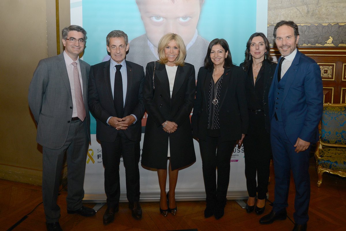 #GuerirLeCancerDeLenfantAu21eSiecle
Plus de 3 M€ collectés ! Merci infiniment aux participants de notre vente aux enchères #ORduCommun contre les cancers pédiatriques, tenue en présence de <a href="/Anne_Hidalgo/">Anne Hidalgo</a> <a href="/NicolasSarkozy/">Nicolas Sarkozy</a> et Brigitte Macron.

Plus d'infos 🔽
gustaveroussy.fr/fr/plus-3-mill…