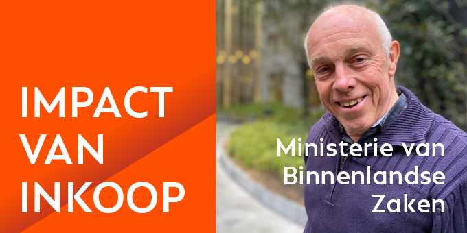 Nevi_nl's tweet photo. “Ik ben ervan overtuigd dat er binnen de overheid mogelijkheden zijn als je laat zien dat je ze op een rijtje hebt.” Financieel adviseur Gert haalde bij @MinBZK het inkoopdiploma Nevi 1 via een incompanytraject. https://t.co/5u57uJdyma #impactvaninkoop #levenlangleren https://t.co/mQAlFBOCfG