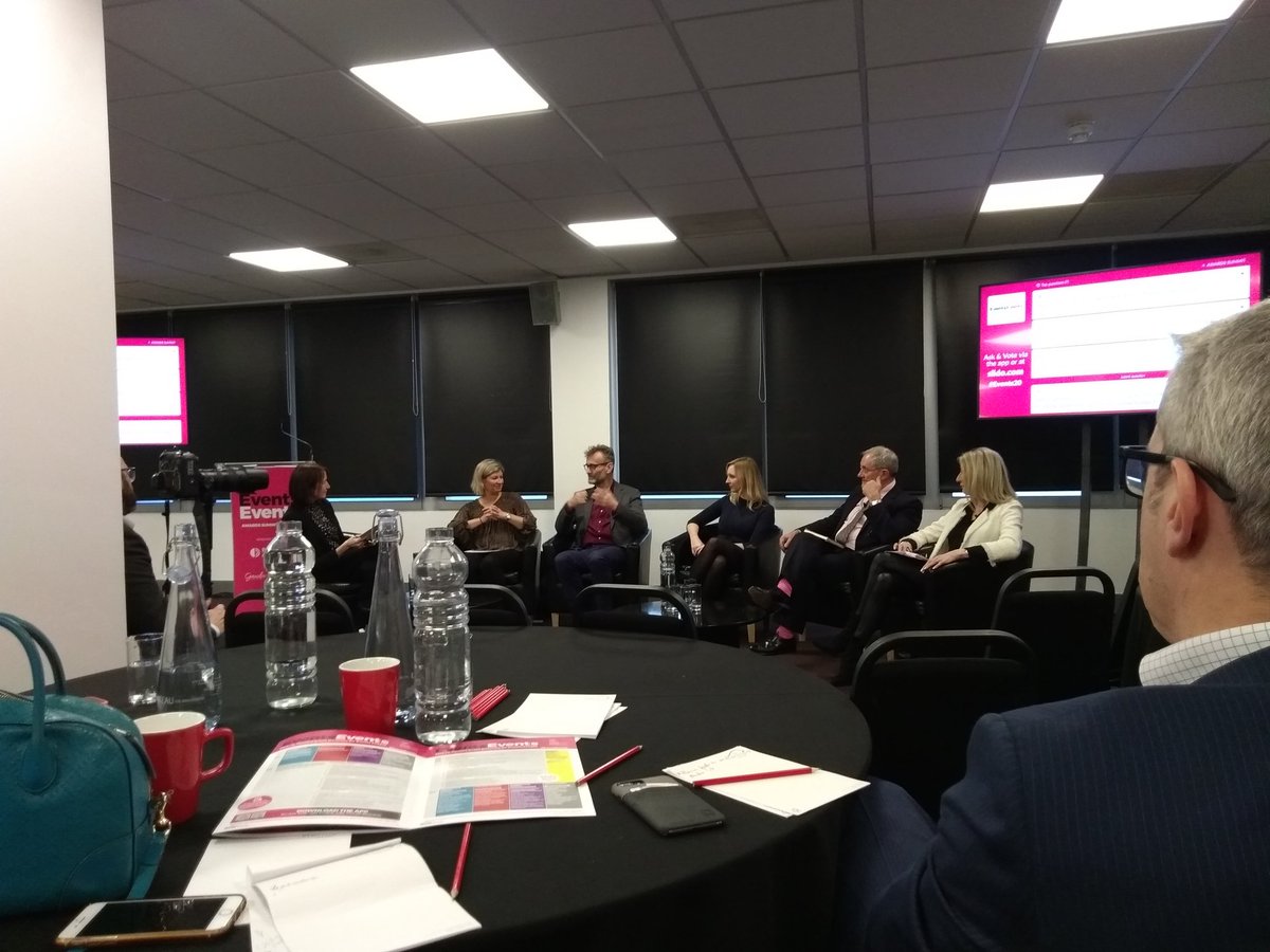 PerfArtistes's tweet photo. This afternoon at the @GlobalConfNet #eventsevents delighted to have Hugh Dennis contributing to the awards panel. Thanks mate! https://t.co/cgIJLVaXde