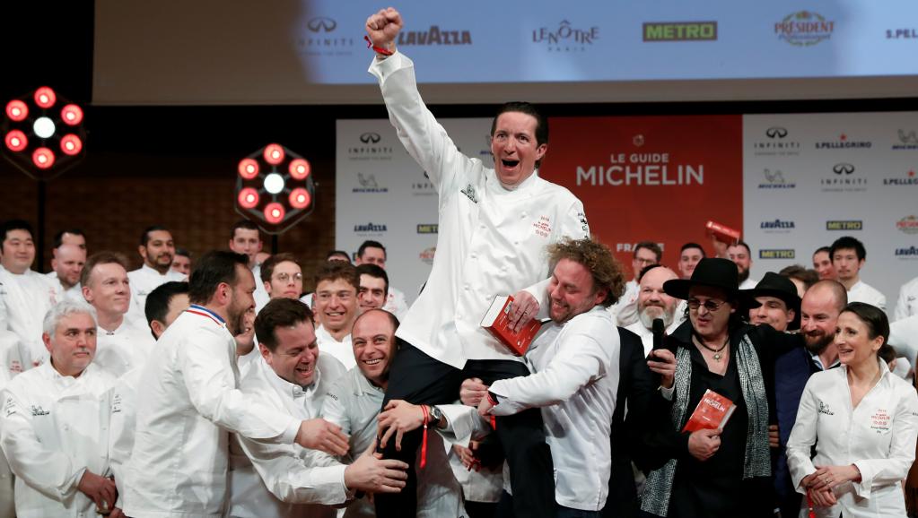 Félicitations aux chefs <a href="/Chef_YAlleno/">Yannick Alléno</a>, Alain Pegouret, Frédéric Anton, Jess Yang et Robert Compagnon pour leurs étoiles Michelin remportées hier.