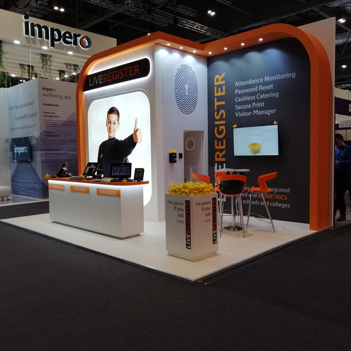 Live Register tweet media