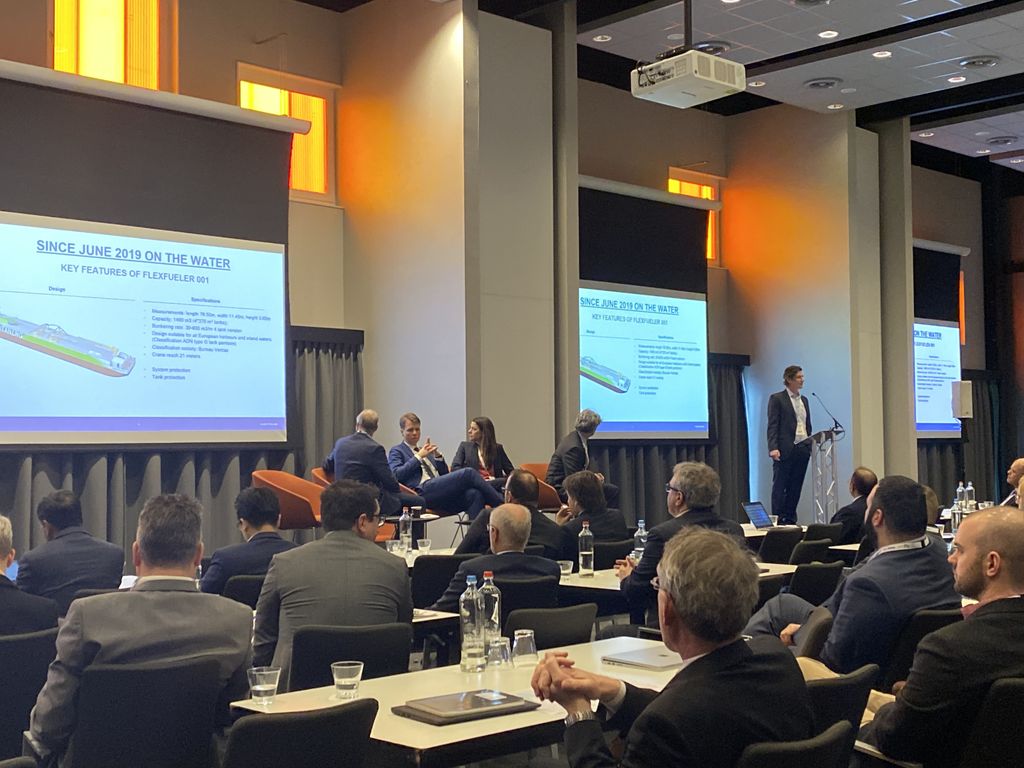 Industry Leaders Panel Hosted by @TitanLNG in full swing during the strategic focus day at #LNGBunkeringSummit #lngbunkering #marinefuel #shipping #lng buff.ly/2U4zDNc
