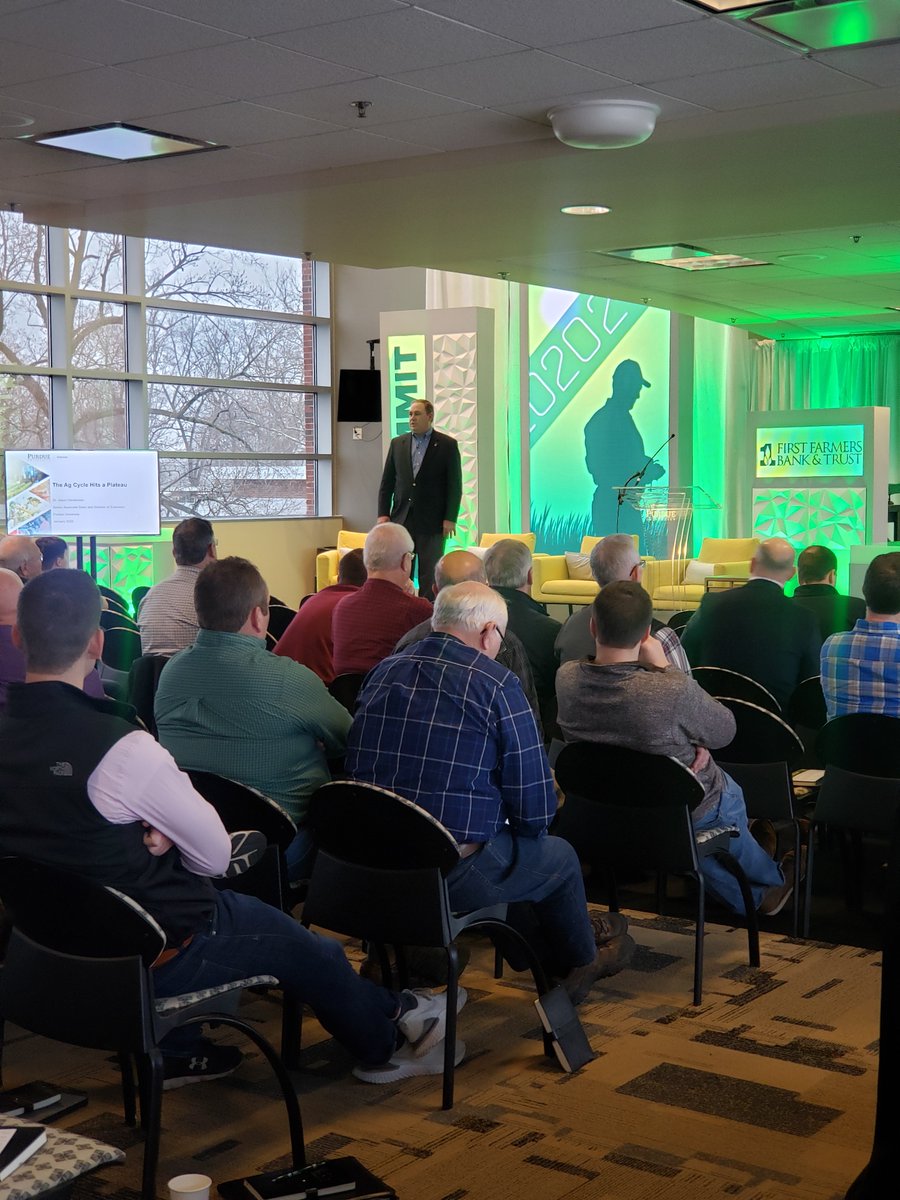 Dr. Jason Henderson of Purdue is sharing an overall view of agriculture in the U.S. #agsummit