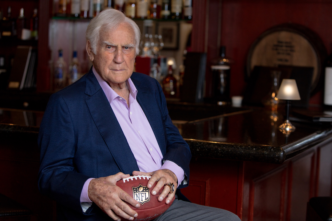 DonShula's tweet photo. The Kick Hunger Challenge isn't over yet! 🏈 To donate to this worthy cause, click the link below. 100% of the dollars donated by Miami Dolphins' fans will benefit Feeding South Florida.

https://t.co/RwznJb4JpE https://t.co/UZiVhfH6SP