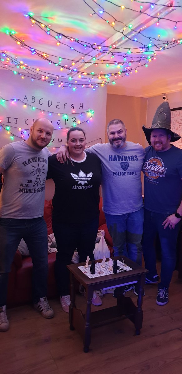 PC14398Naylor's tweet photo. Great afternoon at #CrypticEscapeRooms #Huddersfield with @PCSO_69467 @PCSO_65546 & #PCSOJones
This was my Christmas present to them & a thank you for all they've done for the #AshtonHurst residents & support for me over the past 12mths
https://t.co/NdPh3dSEhg
#MerryChristmas https://t.co/bnBYzhd3lS