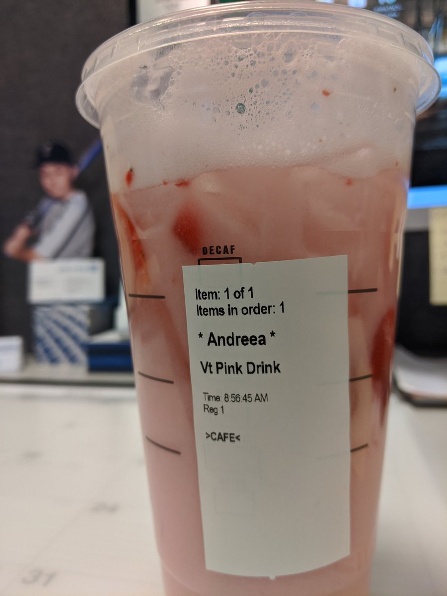 Andreea G tweet media