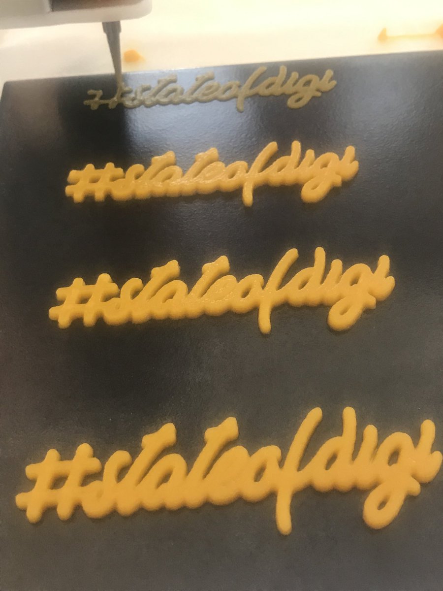 AnneVMT's tweet photo. Think. Design. Create. Eat. @ETNO is preparing some 3D pumpkin food for its guests #StateofDigi #ofcores #3DBYFLOW #3Dprinting https://t.co/UgUIU7fqia