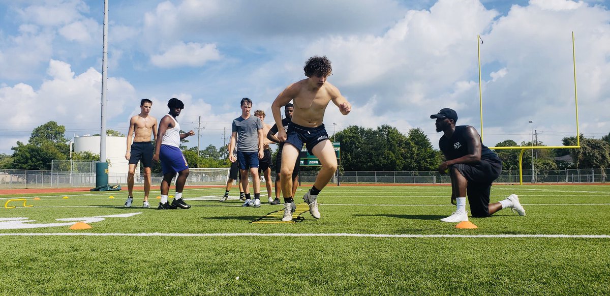 M_Bure's tweet photo. Group session this Saturday @ 9AM!! Another day to get better!!
#FitGangTraining https://t.co/sYxKlVA9D3