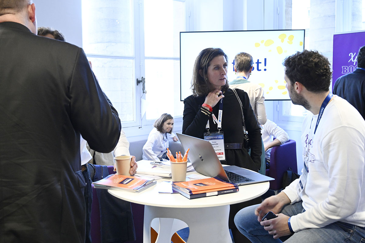 smoneyfr's tweet image. Great moments and business advices are shared at Xpollens Bar with welcome visitors 💬🎓 Come and meet our team to get insights into the newest payments solutions, #BankingAPI, #PaymentsAPI, #VirtualCard, #eKYC, or #Hypergrowth 
#PFF20