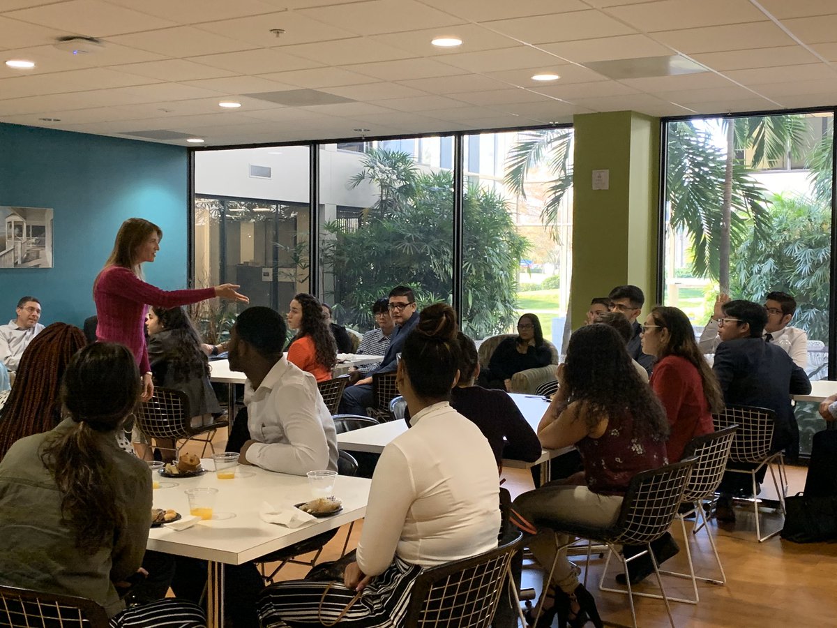 hcpsnaf's tweet photo. Amazing job shadow day for our students @ATT https://t.co/oyxlxVZAJb