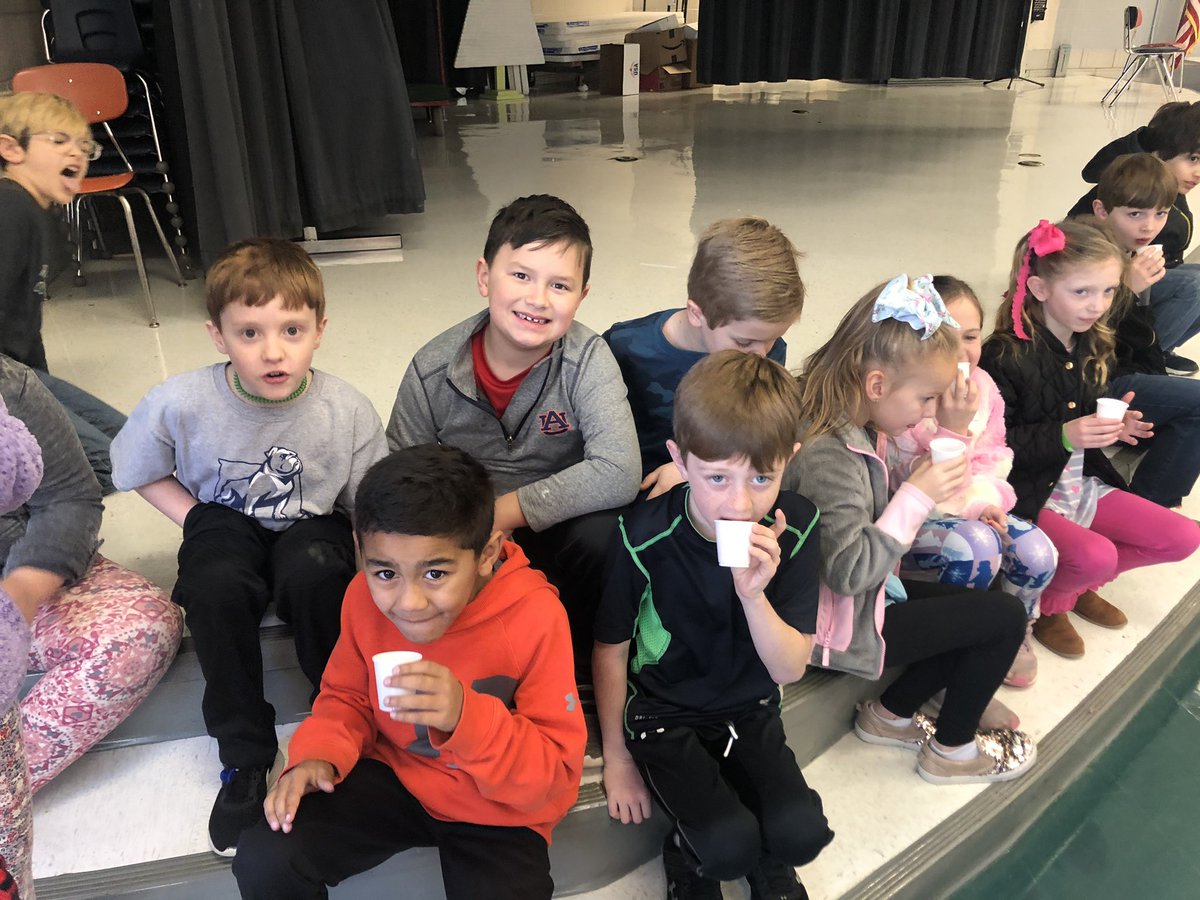 Happy National Soup Month! We celebrated today by tasting soups and collecting data, with opinion writing to follow.
#bluffparkisthegreatestschool <a href="/BluffParkElem/">Bluff Park Elem</a>