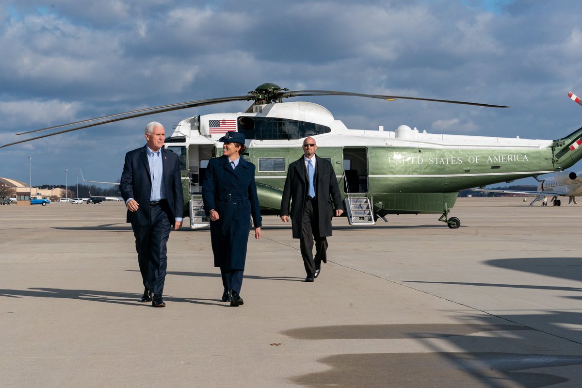 Mike_Pence's tweet image. Wheels up to the Badger State with @BetsyDeVosED and @RepBryanSteil for the Wisconsin #SchoolChoice Student Showcase!