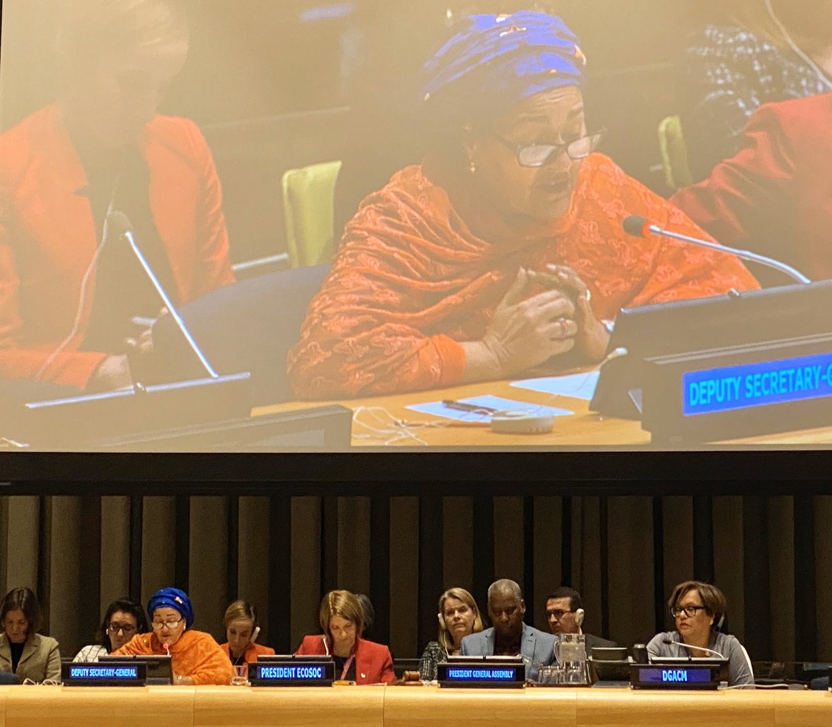 MexOnu's tweet photo. Foro de la Juventud #UNYouth; Financiamiento para el Desarrollo; Ciencia y Tecnología #STIForum; Revisión del nuevo sistema de desarrollo de la ONU; Foro Político de Alto nivel fortalecido #HLPF; son algunos temas que en 2020 centrarán la atención del #ECOSOC y de la #74UNGA https://t.co/JIIeXlw2HV