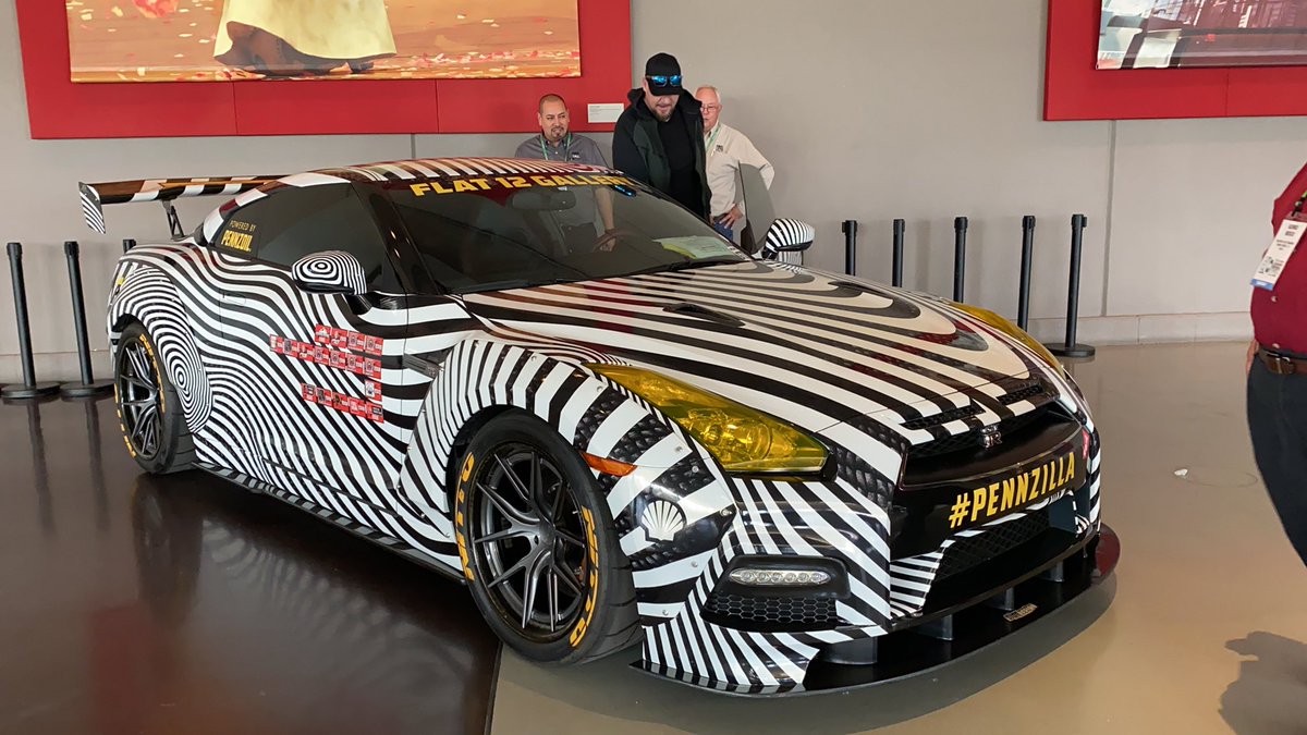 Flat12Gallery's tweet photo. #Pennzilla was spotted out in the wild 🦓 https://t.co/5rO20WuCPN