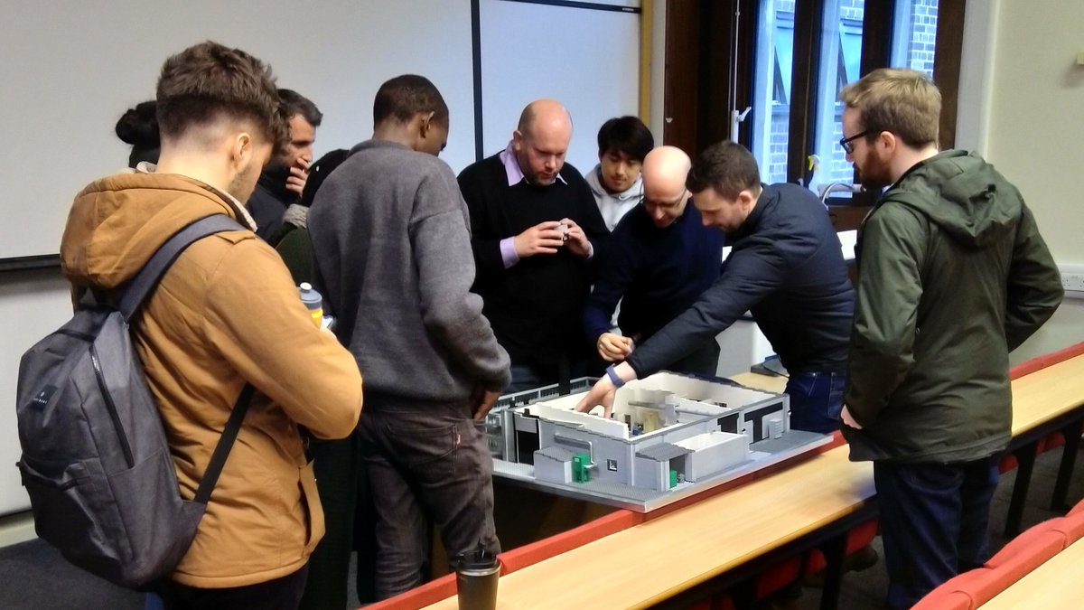 And we're away! With first event of the @UoNFutureFood Student and Staff Association Lecture Series. Many thanks to #bioinformatician <a href="/MichaelWilson_/">mike ★ saw billie</a> for his talk on #LEGO in #outreach and <a href="/PalaeoRas/">PalaeoRAS</a> student Bowen Deng for his overview of <a href="/Prezi/">Prezi</a> software!