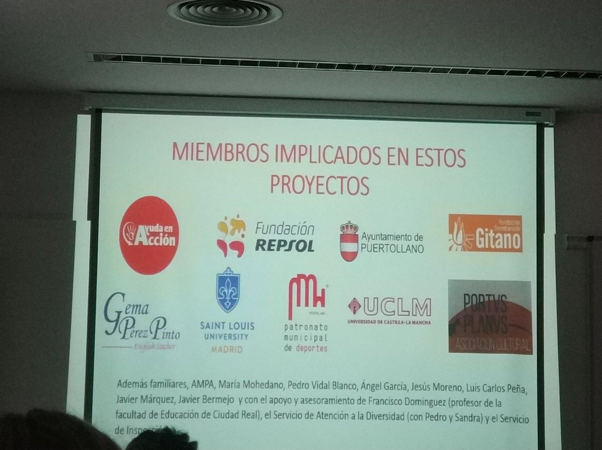 commercetrain's tweet photo. #Arteterapia y muchas más cosas seguimos viendo por #Observaytransformaclm deseando escuchar a @angeldelmu @iesgarciapavon en @CRFPCLM https://t.co/B0b7SDhxl3