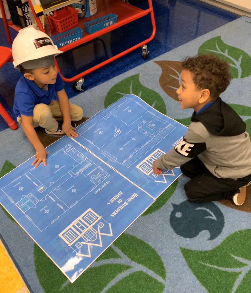 iriszinece's tweet photo. Check out our little architects and engineers at Collins Garden ES. Reading blueprints and building a house. The future is Pre-K. https://t.co/Q2gCVuJmfA