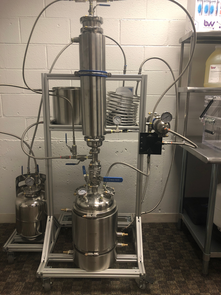 LanphanTrade's tweet photo. Closed loop extractor⁠
DM me for more details⁠
⁠
⁠
⁠
⁠
⁠
#cbdoil #cannabis #fractionation #reactor #glassreactor #fractional #chemical #og #extracts #keqilabs #marijuana #labs #hemp #diffusionpump #rotaryevaporator #stpatricksday #cleanmeds #recovery https://t.co/068j17wVmf