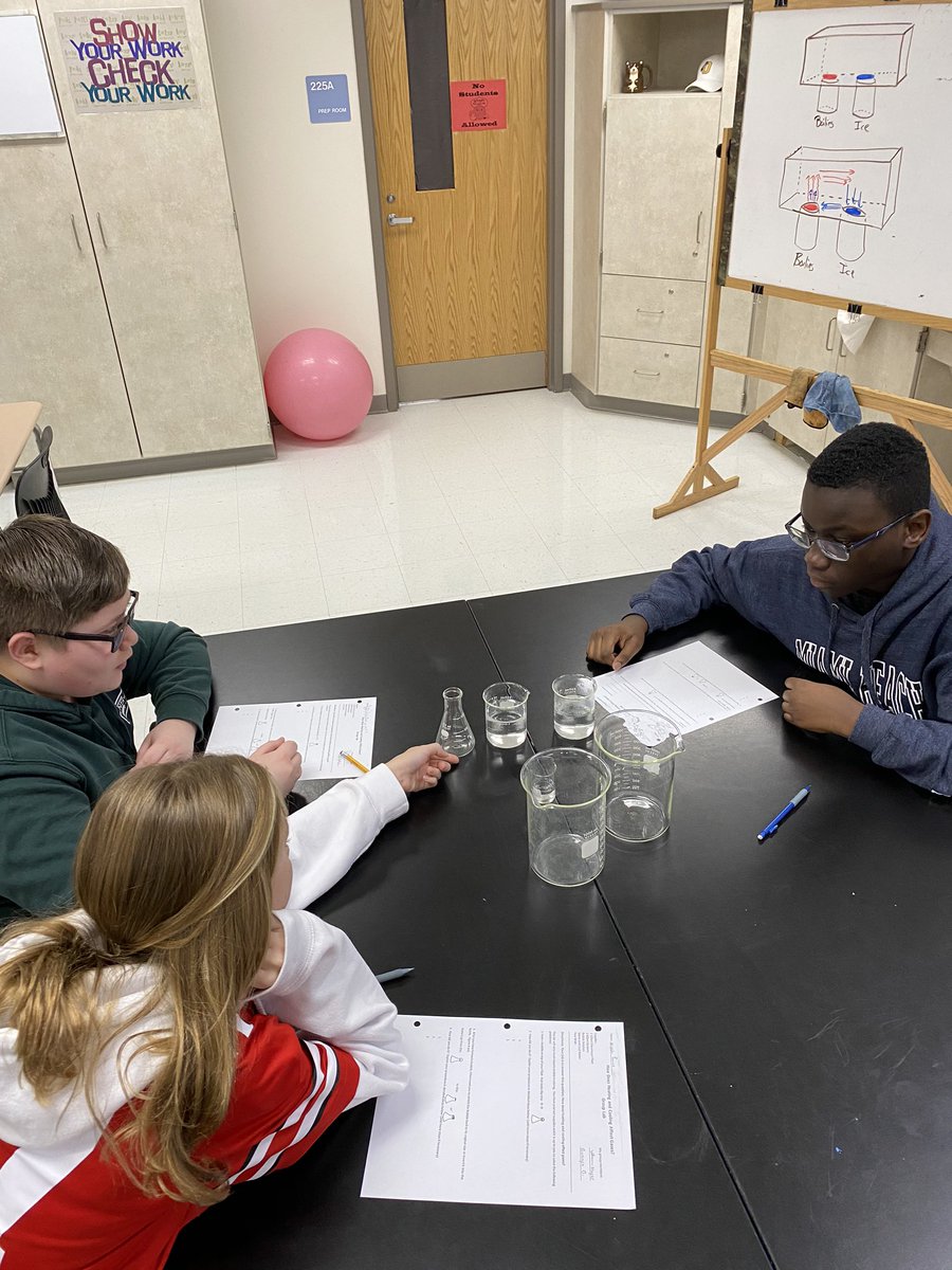Glassy_13's tweet photo. Blowing bubbles by changing air density with thermal expansion. #BerkScience @MommaSentinel https://t.co/ip3NJCvetW