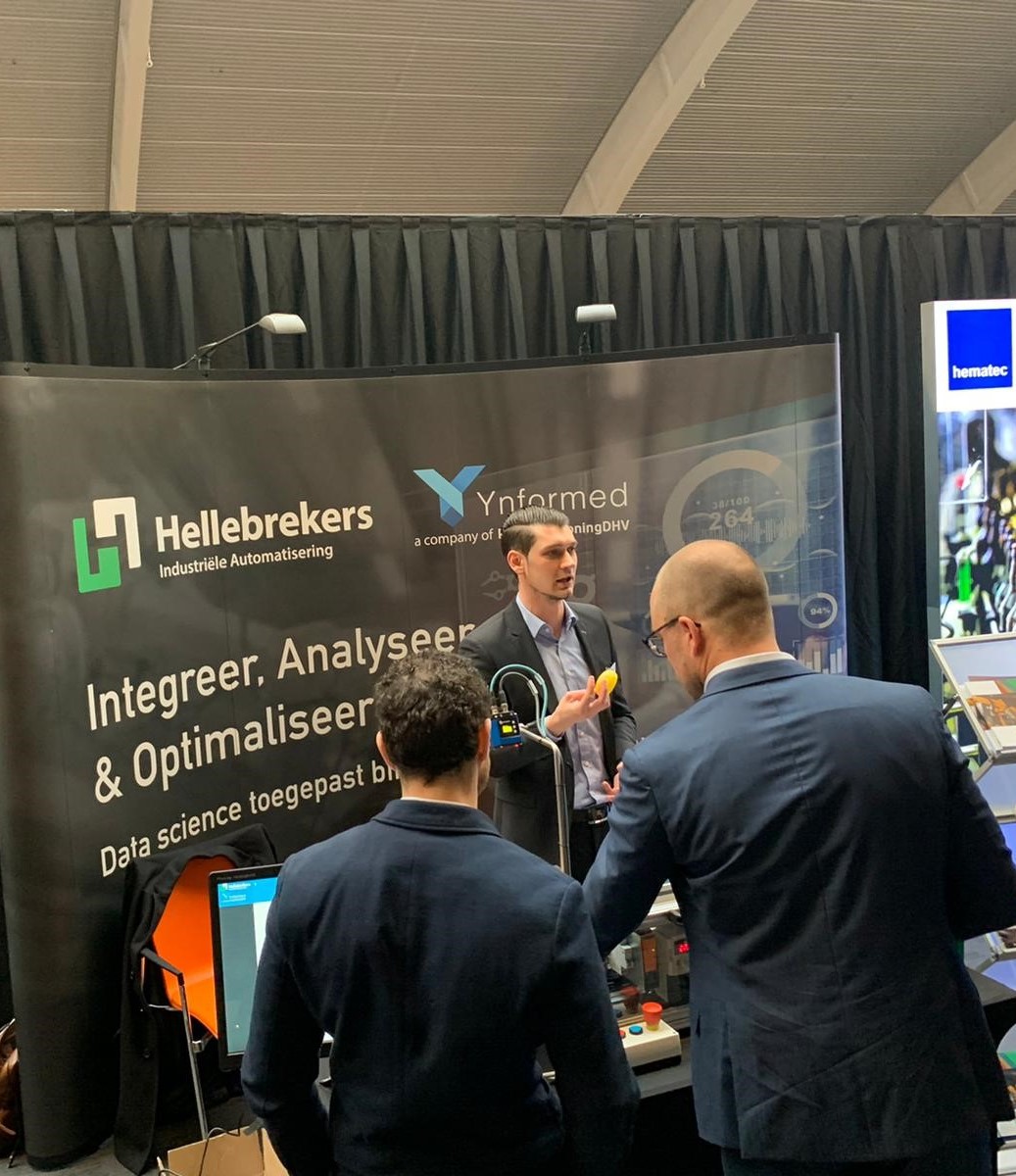 JonkerBV's tweet photo. Met @ynformed waren we vandaag exposant op het #PPA event 2020. Interessant publiek in een leuke sfeer. We lieten met een pilot opstelling zien hoe productieprocessen worden geanalyseerd en geoptimaliseerd met #datascience. Dit was ons 1ste optreden van 2020, op naar de volgende! https://t.co/HQBLzJ3fb4