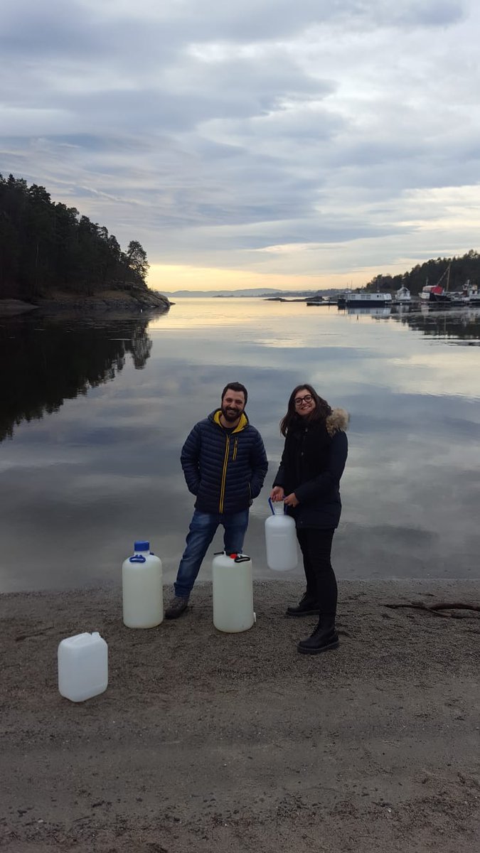 alislallero's tweet photo. Collecting marine water in the fjord. 🇳🇴 Thanks to #carlosescudero, @NIVAforskning  and 
@AQUALITY18 for this amazing esperience https://t.co/IzQz7ldYM8