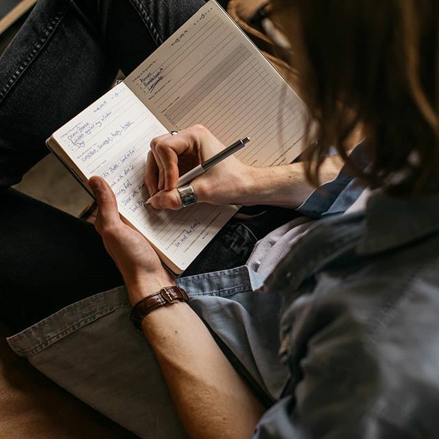 MalPaper's tweet photo. The simplest thing you can do to start your day happier.
​
​Our Daily Goal Setter helps to focus your mind on positive thoughts, leading to a more mindful way of living. https://t.co/sBRYXtryws https://t.co/yExPG2Nx82