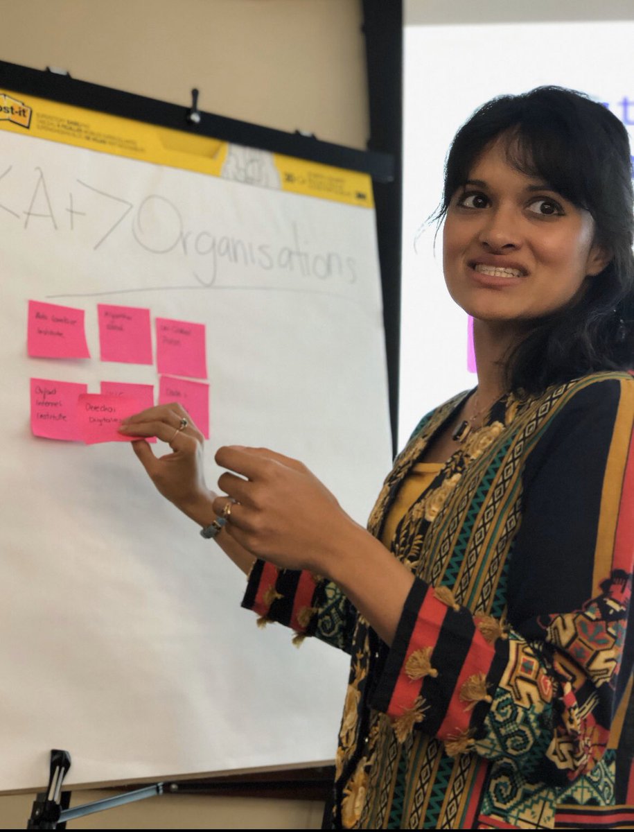 stanfordccsre's tweet image. RACE &amp;amp; TECH WEEK: Day 2 is in full swing. CCSRE &amp;amp; DCSL fellows are sharing their project plans in depth w/the cohort for feedback. In the photo Zara Rahman addresses the social/political consequences of DNA testing. @DigCivSoc @StanfordHAI @StanfordPACS #raceandtech #fellowsweek