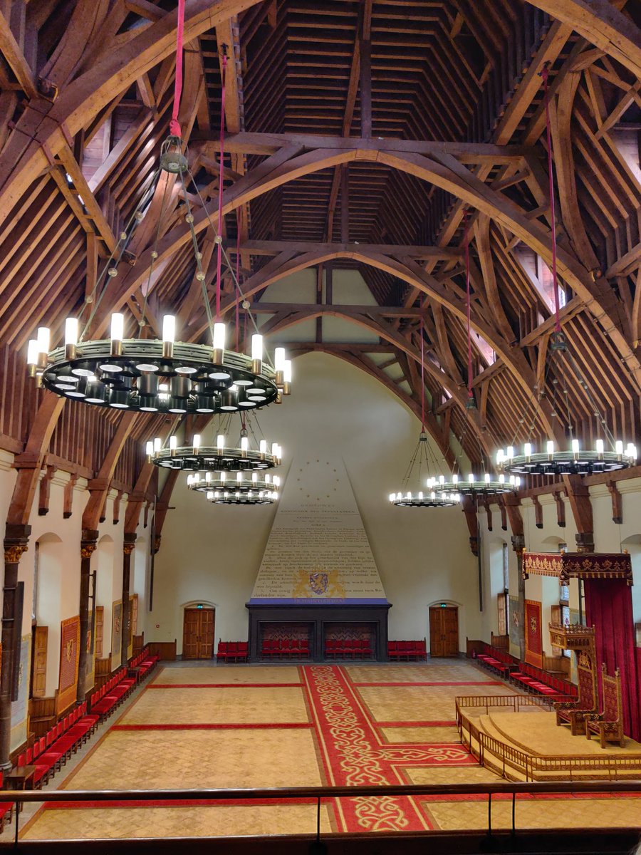 Leuke 1e cursusdag van Essentieprogramma Rijk. Veel uitleg, bezoek aan Tweede Kamer, Ridderzaal en gesprek met oud 2e kamerlid <a href="/Borisham/">Boris van der Ham</a>. Benieuwd naar morgen!