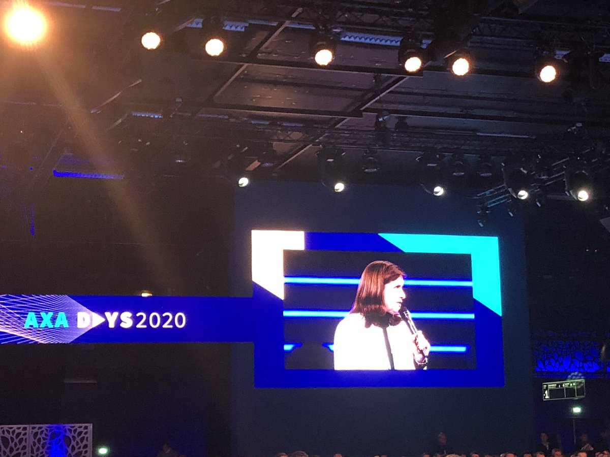 19_zaz's tweet photo. When Corinne Vitrac from @AXA_XL explains AXA Risk Consulting to the large audience of #AXADays https://t.co/TC8FnwC7HX
