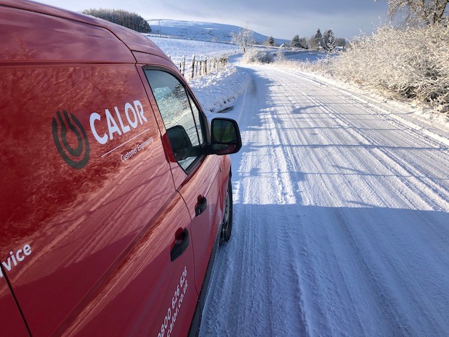 officialcalor's tweet image. There's snow in Scotland! 

This wonderful photo was sent in this morning, by David from our telemetry team. The roads were icy and it was a bitter -3 degrees, but it sure made a great picture! 

Is it snowing near you? ❄

#SnowDay #CalorGas #WinterReadyWithCalor