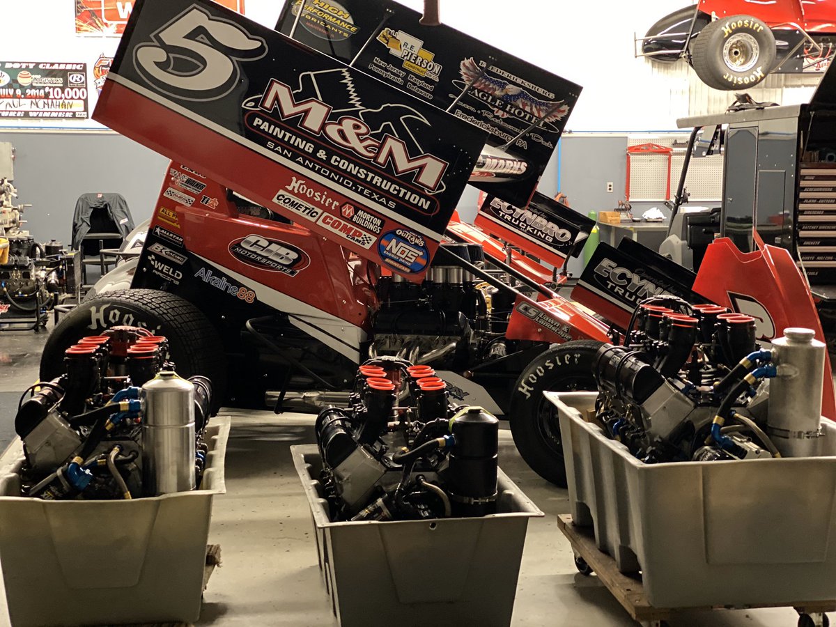 The countdown is on. One week until <a href="/DIRTcarNats/">DIRTcar Nationals</a>! <a href="/bmracing19/">Brent Marks</a> is powered up with <a href="/GrayMotorsport1/">Gray Motorsports</a>. Who else ready to get back to racing?! 💪🏻🏁 #FlinFeb 🐊