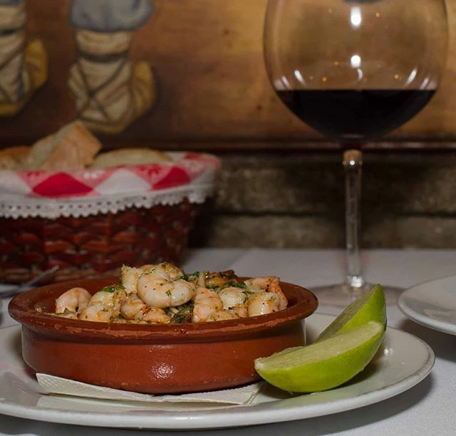 El mejor plan para iniciar tu semana es una experiencia #Urrutia 
Desde 1962 "Lo Nuestro es la Comida" 
#Urrutia #gastronomiavasca #Caracas #gastronomia #elmenuvirtual El mejor plan para iniciar tu semana es una experiencia #Urrutia 
Desde 1962 "Lo Nuestro es la Comida" 
#Ur…