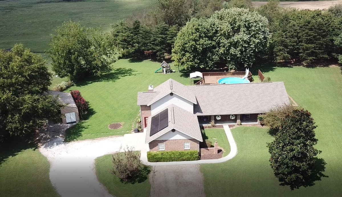 firststarrealty's tweet photo. PRICE DROP! 👇

13276 Bethel Blacktop Road, Farmington, AR 72730🏠
$359,900

First Star Realty 
479-267-1600
https://t.co/hi64DlyXcE 

#firststarrealty #nwarealestate #forsale #farmingtonar https://t.co/TiYqs2cQN4