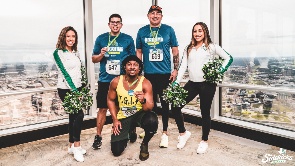 gosidekicks's tweet photo. BIG thanks to the @LLSusa for inviting us to the participate in the #BigClimb this weekend! We had such a wonderful time volunteering and loved seeing all those that participated! π
#BuiltGreen | #KicksInTheCommunity https://t.co/xhiBHAUESc
