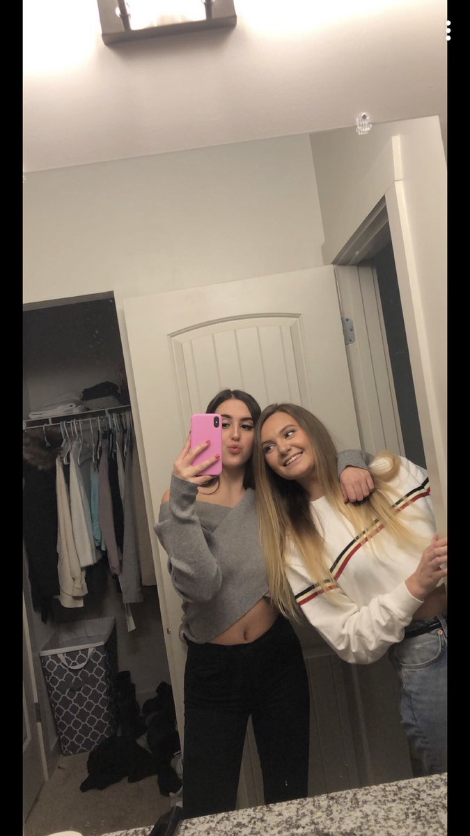 miaknight_'s tweet photo. Happy belated 21st 🥰🥳🤩 I forgot this was in my drafts but I love you so much and I hope you had a good time last night 😏😏 https://t.co/eKwhcPrTMt