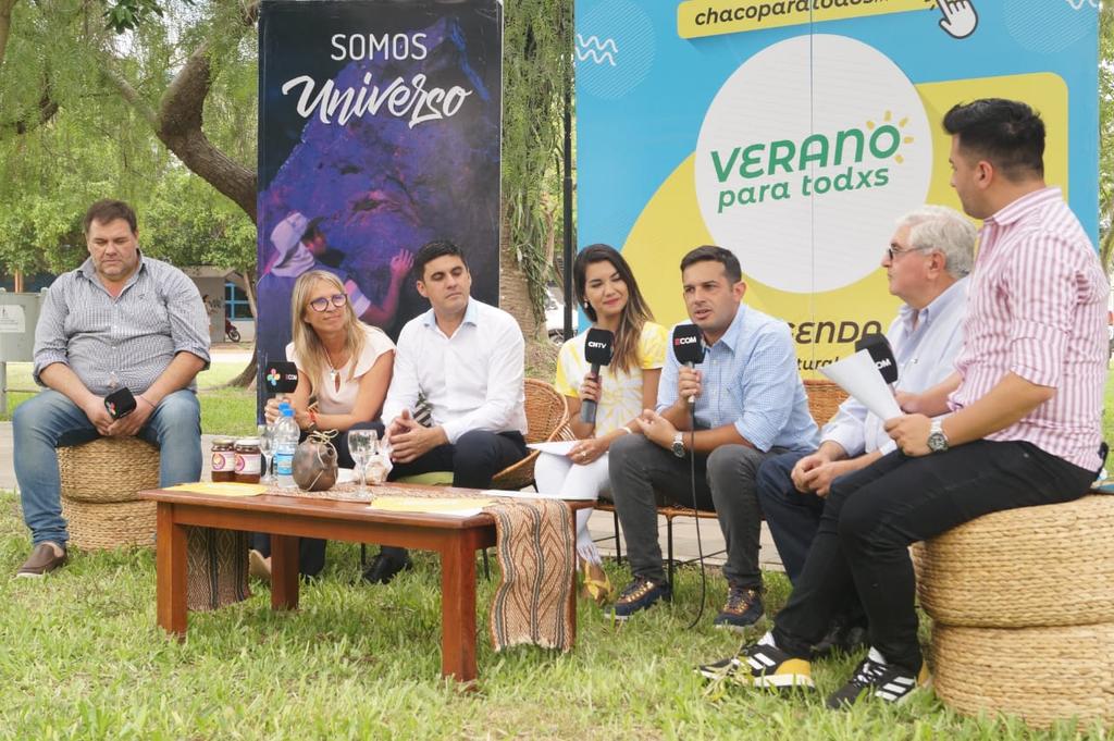 🌞 En Charata lanzamos la #Agenda2020 y #VeranoParaTodxs junto al gobernador <a href="/jmcapitanich/">Jorge Capitanich</a> y la vicegobernadora <a href="/analiarach/">Analia Rach Quiroga</a> con el acompañamiento de emprendedores y sabores regionales 🍃   Estas vacaciones recorré nuestra provincia 👉 chacoparatodos.info